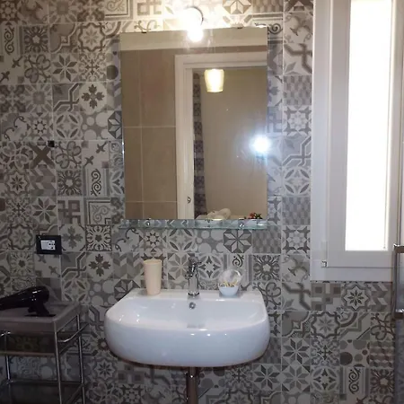 Appartement And